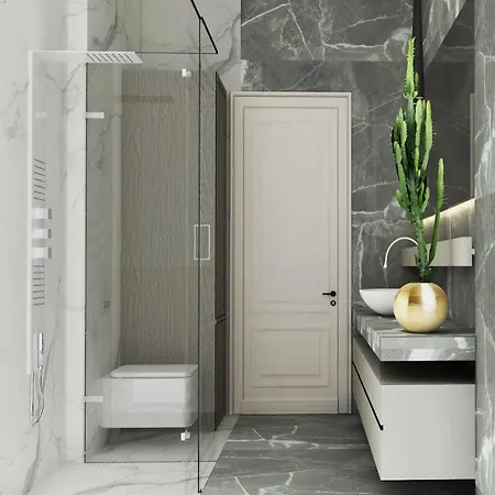 Karat Free Parking Garage Apartment