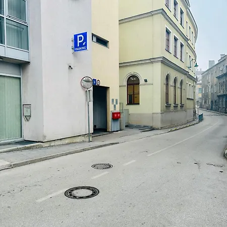 Karat Free Parking Garage Lägenhet Sarajevo